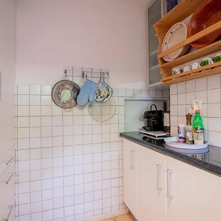 Linda 7 By Apartment