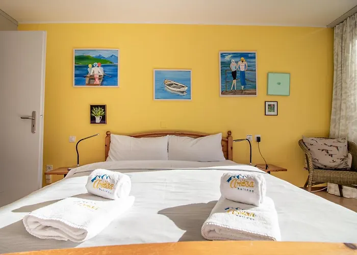 Linda 7 By Daire Arosa